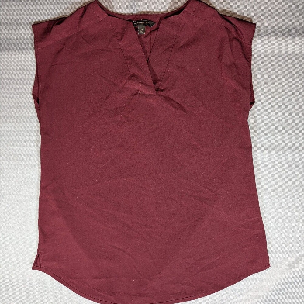 Banana Republic Women's Maroon Sleeveless Top Size XS